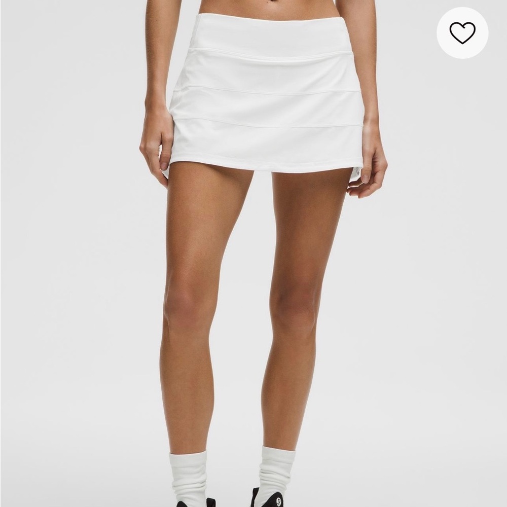 Lululemon pace rival mid rise skirt/skort white almost new size 14